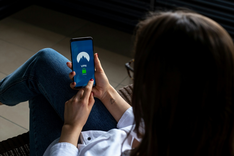Скачать впн для смартфона